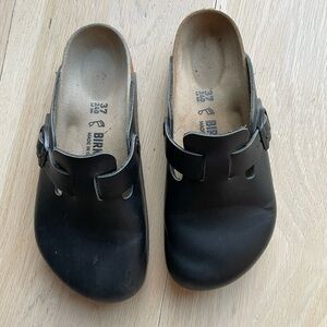 Boston Birkenstock Black Smooth Leather